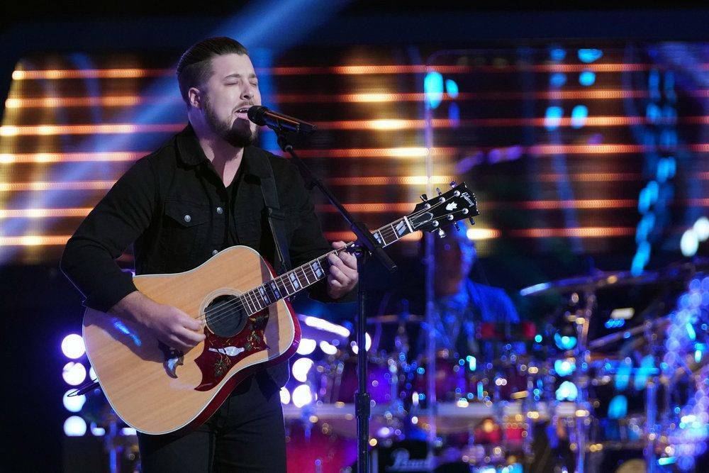 Legally Blind Country Singer Jesse Desorcy Performs For ‘The Voice’ Judges